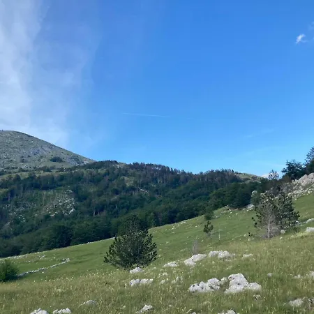 Mountain House Varda Vila *