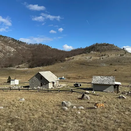 Mountain House Varda * Ledenice