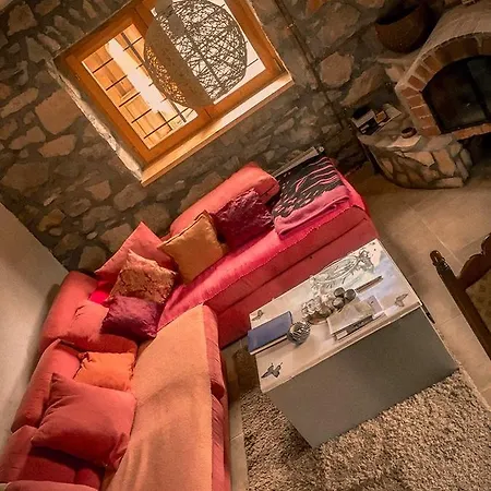 Vila Mountain House Varda Ledenice